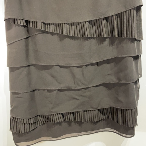 Express asymmetrical detailed tank top $14 - Picture 7 of 12